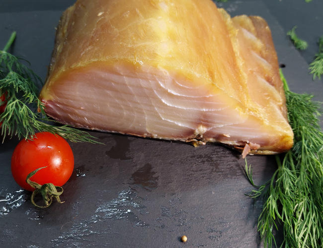 Осётр вяленый кусок