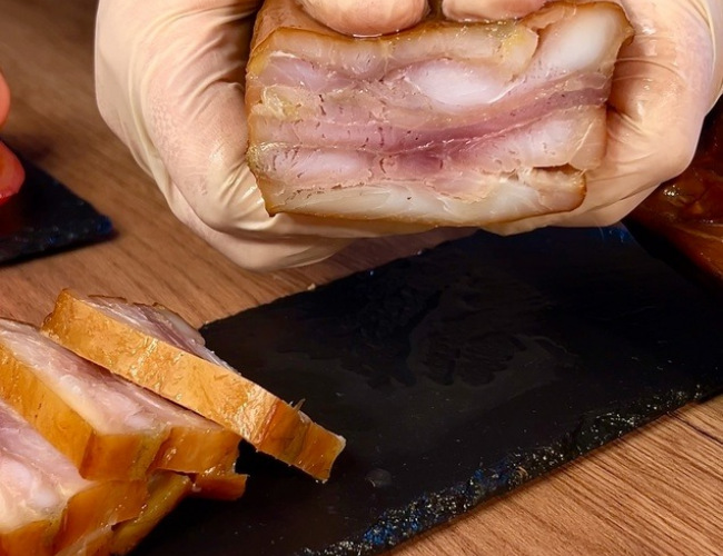 Сом балык холодного копчения